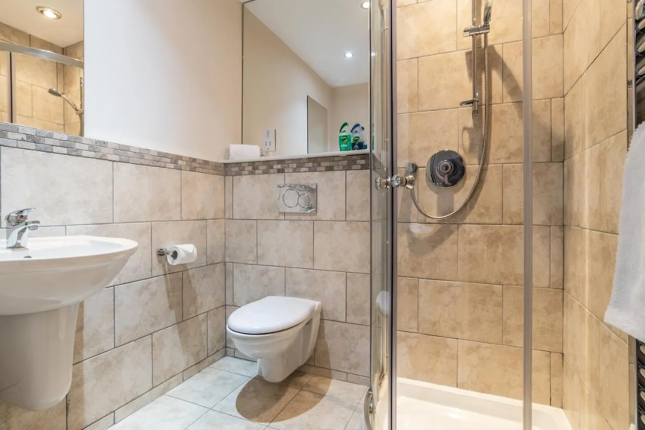 Victoria Court Suites - Aberdeen