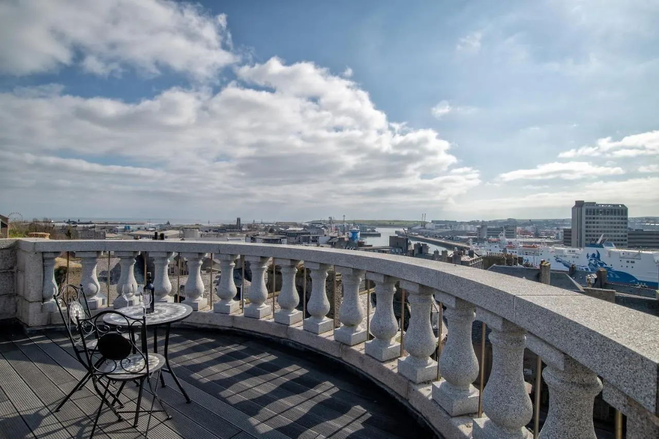 Victoria Court Suites - Aberdeen Apartment